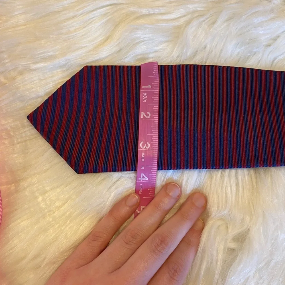 Brooks Brother blue & red stripped 100% silk tie
